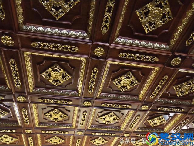 大姨妈装修的巴洛克风格新房,像宫廷一样富丽堂皇,忍不住晒晒!