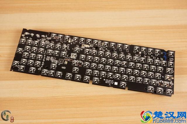 无线机械键盘？我还是第一次接触，感觉自己有些孤陋寡闻了