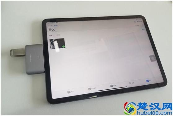 iPad Pro插U盘不能导入图片？技术宅教你怎么做