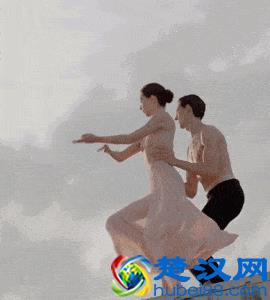 劈腿应该这样劈，才会有人称赞