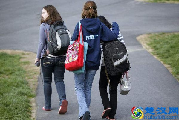 美国生活费用一个月需要多少钱