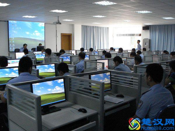 什么是公安文职？