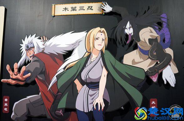 火影自来也死后这两人痛哭流涕，那大蛇丸反映是什么样的？