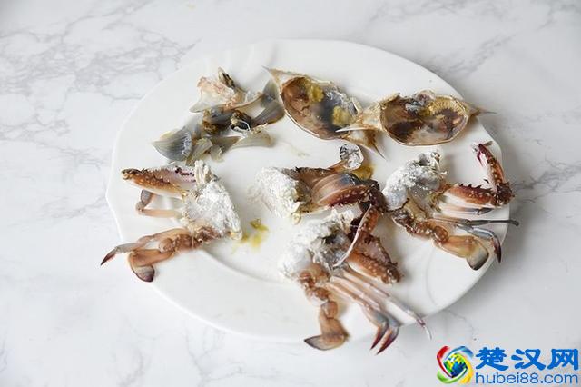 梭子蟹到底怎么做？渔民告诉你正确的做法，保证梭子蟹最鲜美
