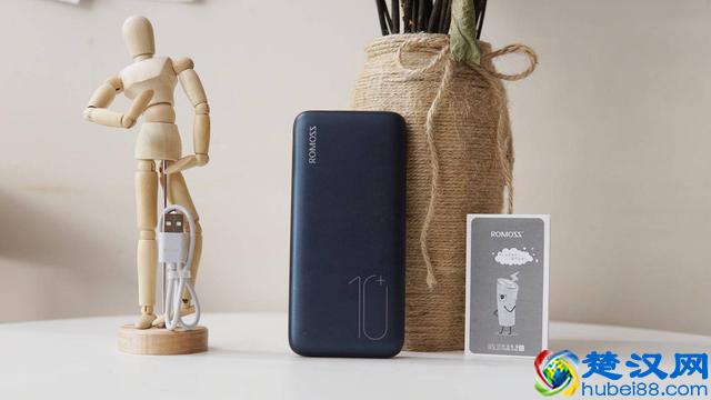 无线新感受，罗马仕WSL10无线快充移动电源