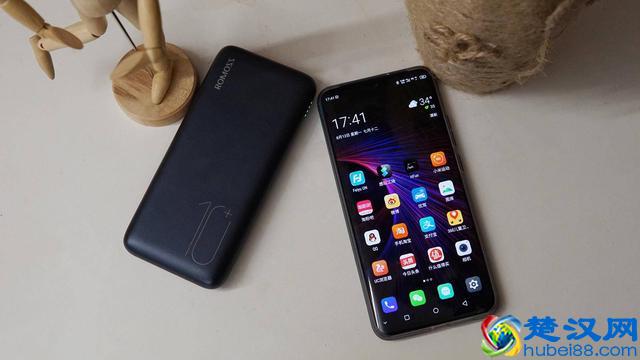 无线新感受，罗马仕WSL10无线快充移动电源