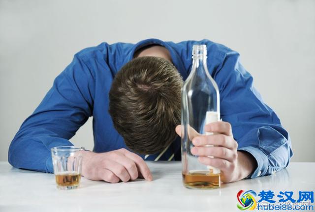 喝酒前吃点这种食物，能护胃、解酒，效果好过解酒药！