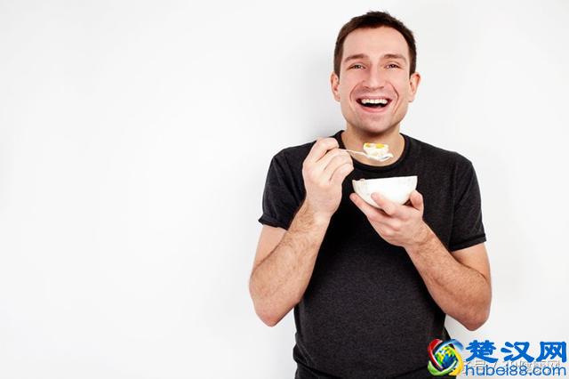 喝酒前吃点这种食物，能护胃、解酒，效果好过解酒药！