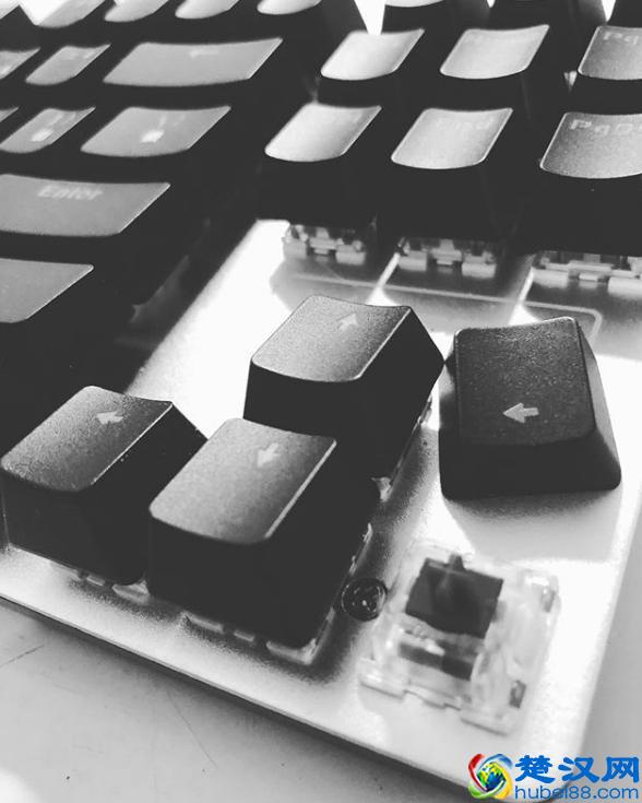 机械键盘入门怎么选？看完这篇让你不再挑花眼