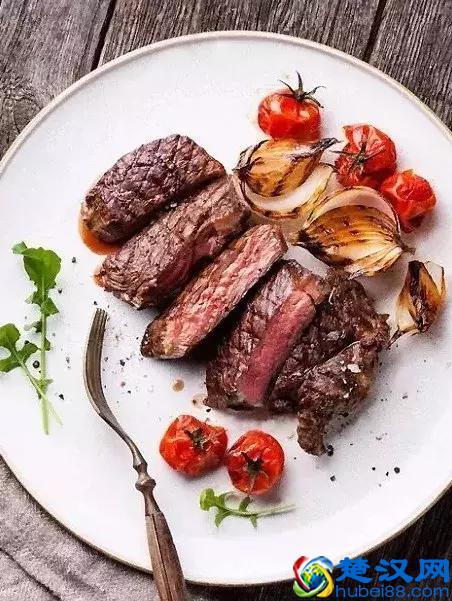 牛排用什么做配菜最好？牛排怎么配菜才地道呢？