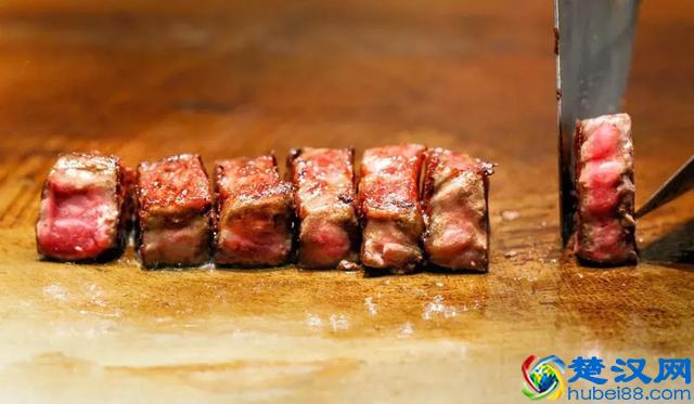 牛排用什么做配菜最好？牛排怎么配菜才地道呢？