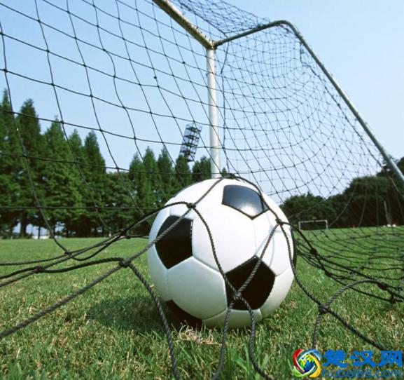 足球的基本技巧有哪些？