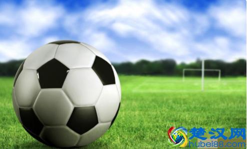 足球的基本技巧有哪些？