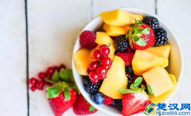 靠只吃水果来减肥？吃什么水果利于减肥，水果减肥的4大误区