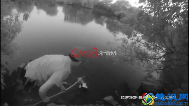 民警郑重提醒：千万不要乱扔充气娃娃，垃圾分类了解一下