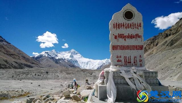 珠穆朗玛峰高达8844米，但这并非它的巅峰，因为它曾超过12000米