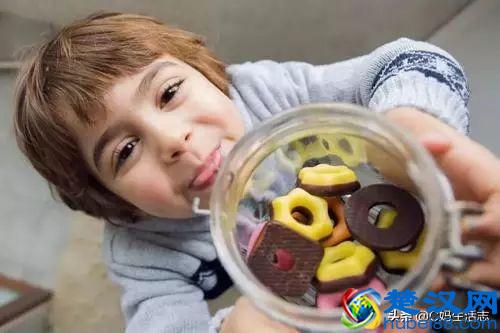 市面上90%的儿童零食不健康？教你三招挑选适合孩子的健康零食