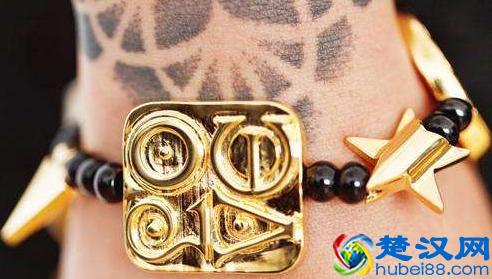 AMBUSH是什么牌子 AMBUSH品牌什么档次