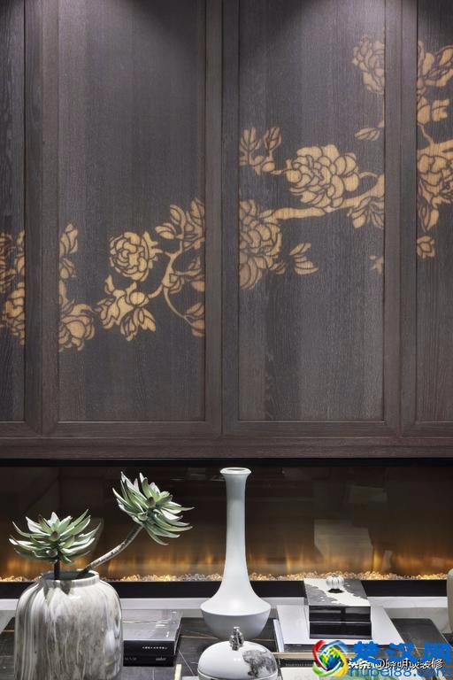 为什么复古新中式越来越流行，300平新中式告诉你什么是流行美