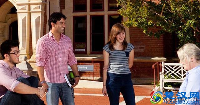 2019年新西兰林肯大学对于中国留学生的录取有什么要求？