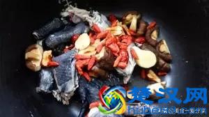 乌鸡枸杞汤，广东人的做法，煲一碗好汤