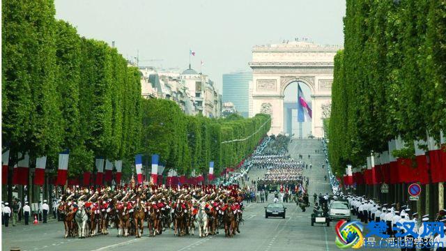 法国巴黎十大顶尖院校介绍