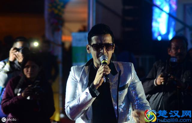 粤语歌怎么学？简单实用的粤语歌学唱技巧大全