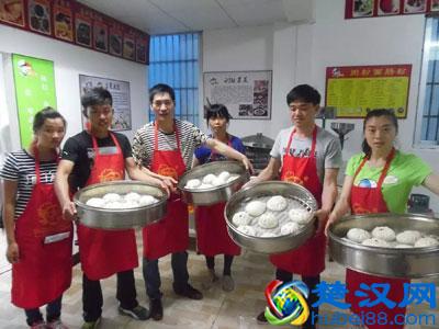 开小吃店有什么适合两个人做的早餐小吃