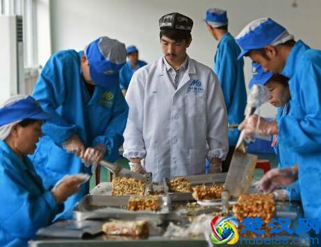 新疆切糕王子，为家乡的切糕正名，开网店卖切糕赚三千万