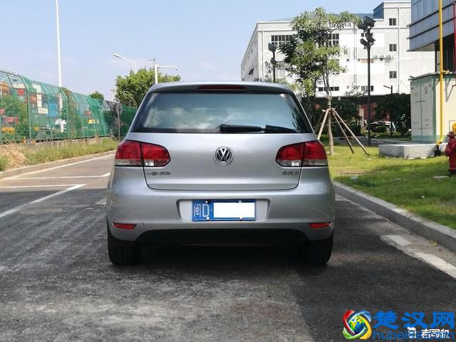 6万多买辆二手高尔夫，开了一个月卖掉1分也没亏！
