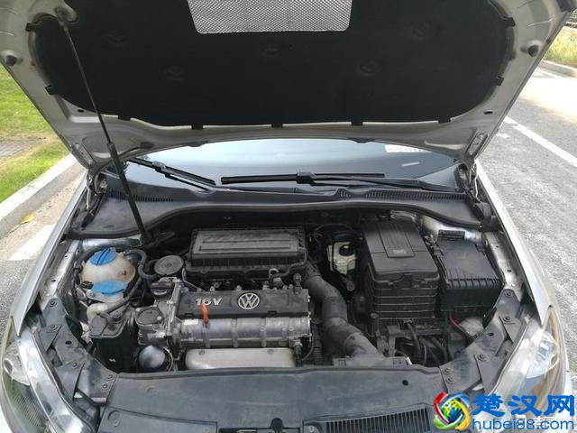 6万多买辆二手高尔夫，开了一个月卖掉1分也没亏！