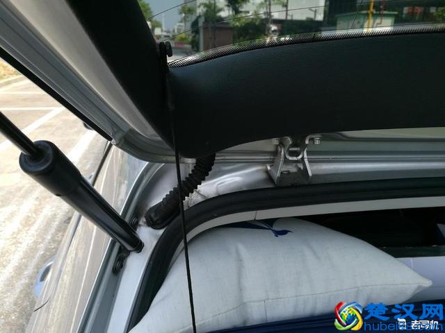 6万多买辆二手高尔夫，开了一个月卖掉1分也没亏！