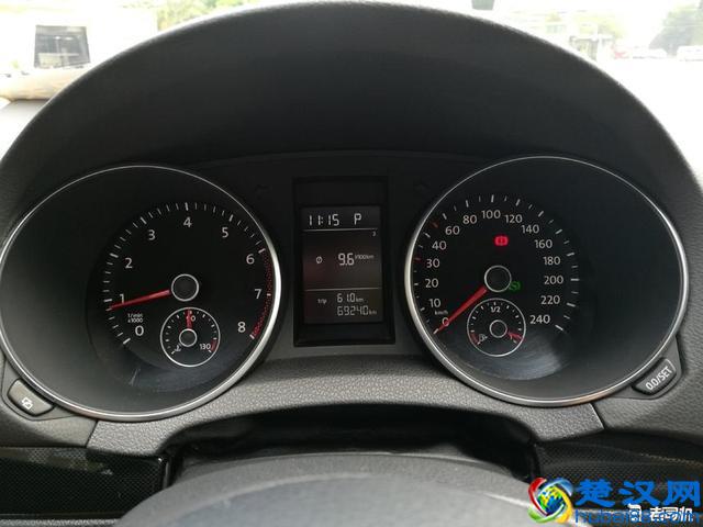 6万多买辆二手高尔夫，开了一个月卖掉1分也没亏！