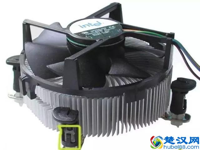 CPU风扇怎么拆下来