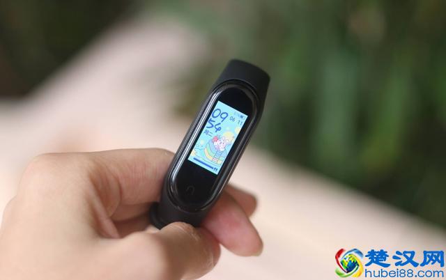 对小米手环4的这些总结，一个字——服
