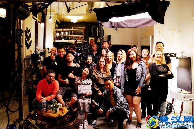 课外小知识，拍电影时用“杀青”表示拍摄完成，“杀青”指什么？