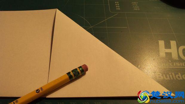 技术向:如何折出飞的很远的纸飞机?