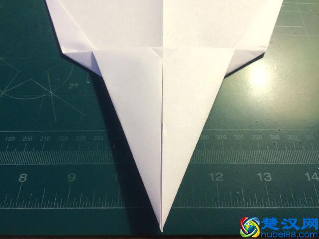 技术向:如何折出飞的很远的纸飞机?