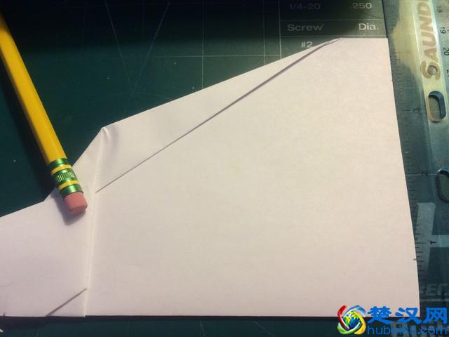 技术向:如何折出飞的很远的纸飞机?