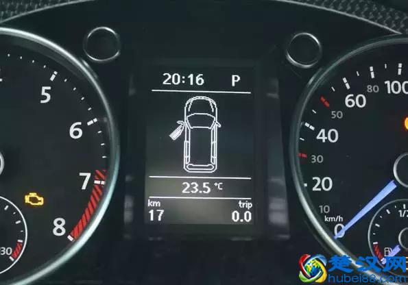 中控大屏和行车电脑显示屏有什么区别？没它不行？