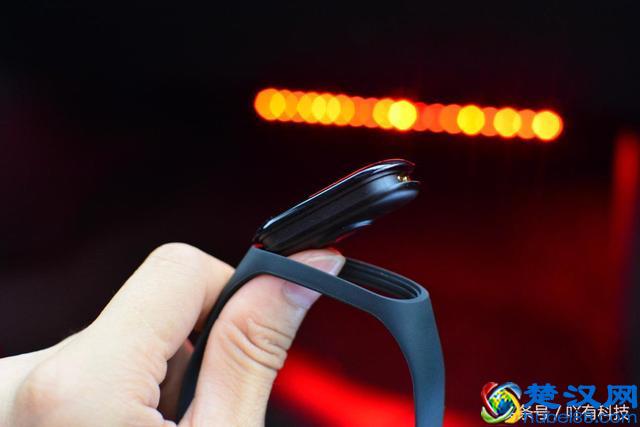 小米手环3真的值得买？用了一个月告诉你真实体验