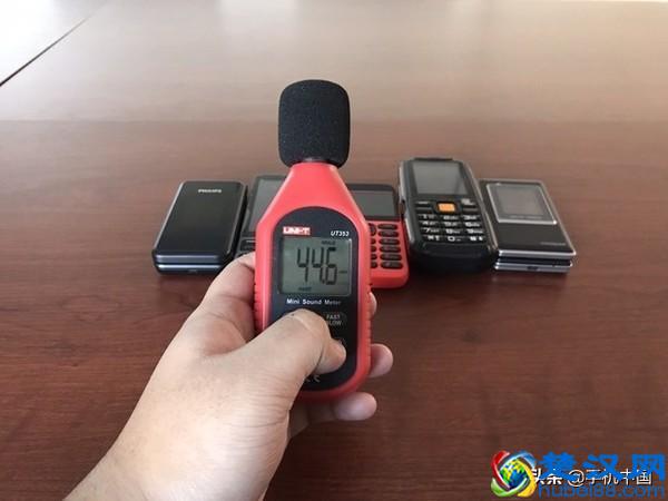 我们买了5款老人机 横评后决定过年回家送长辈一台！