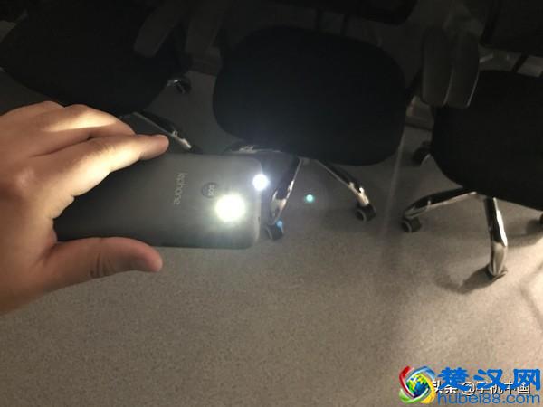 我们买了5款老人机 横评后决定过年回家送长辈一台！