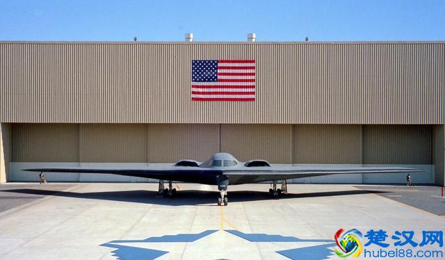 B2轰炸机这么强，为什么其他国家不仿制，美专家说出大实话