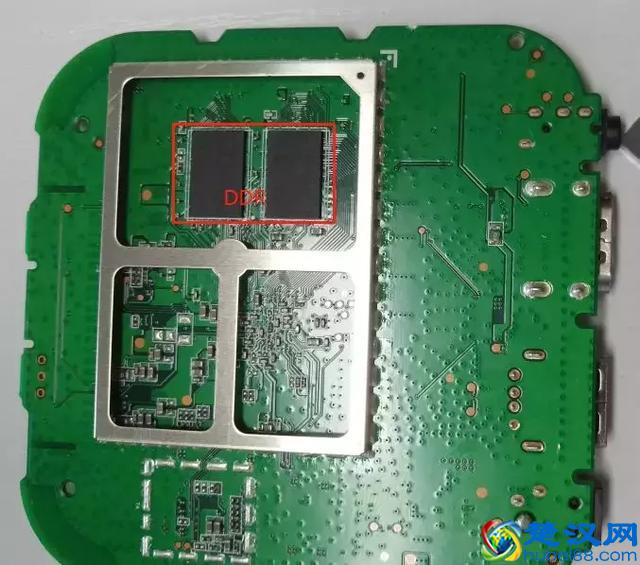 小米盒子用了好久，盒子里面到底有啥呢？