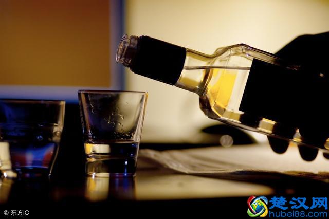 急性阑尾炎是怎么引起的？病因有三大种，这里的解释很清楚