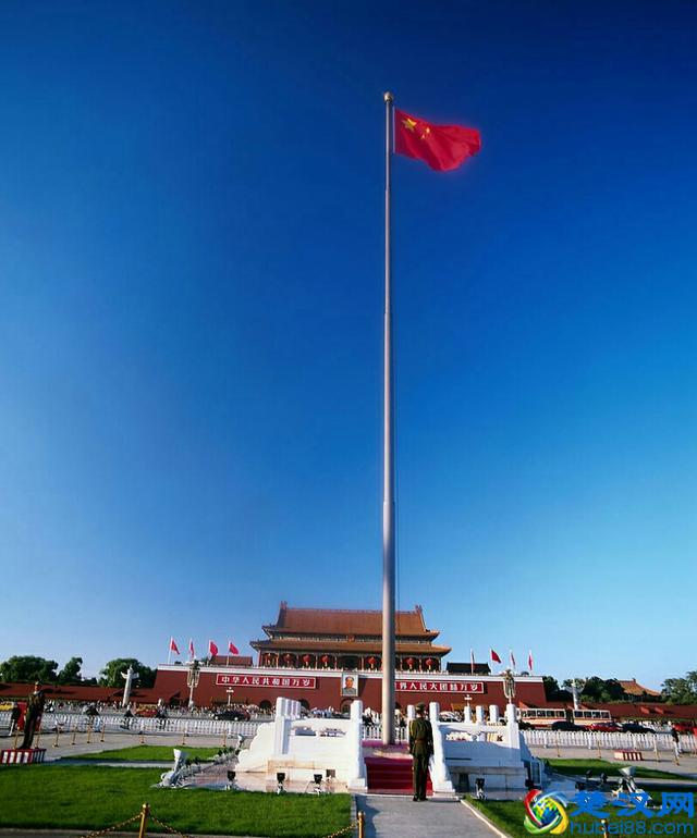 他，凭什么成为中华人民共和国国旗的设计者？