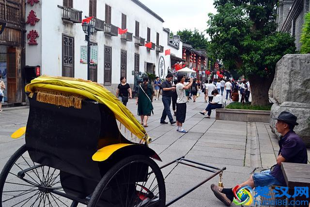 他，凭什么成为中华人民共和国国旗的设计者？