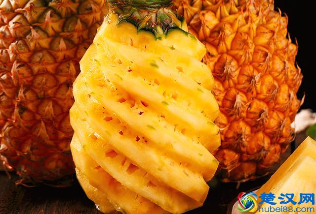 菠萝用盐水泡就错了，教你正确做法，菠萝超甜不扎嘴