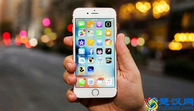 2019年买手机别被忽悠，目前这3款最值得买，好用又便宜！